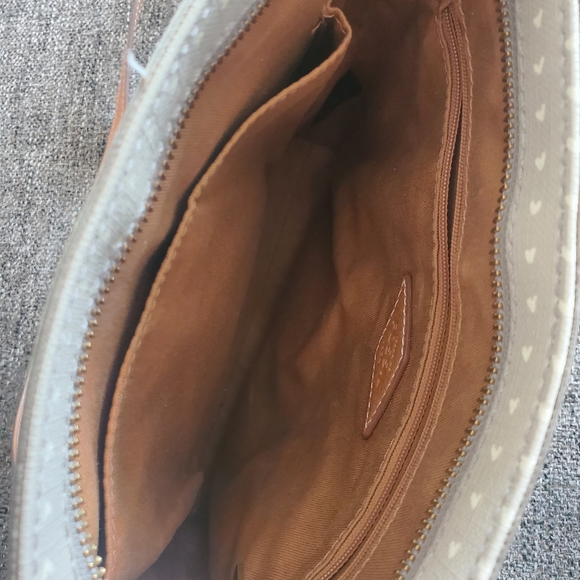 Fossil crossbody and fossil wallet heart print - Picture 6 of 8